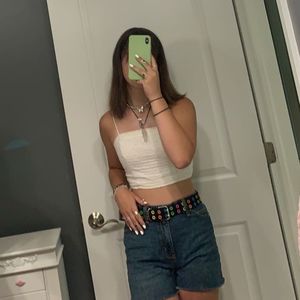 Meet your Posher, Madeline